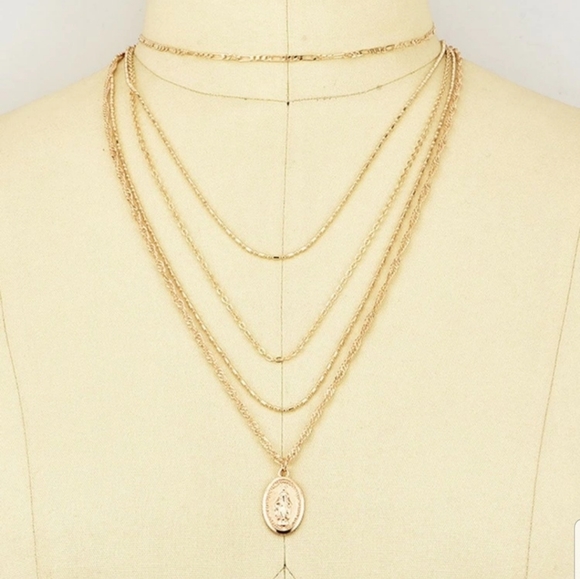 ○Megan○ Layered Gold Necklace - Picture 3 of 5